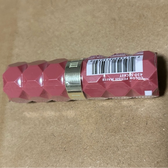 Milani Colour Fetish Matte Lipstick in “430 Secret” - Picture 2 of 3